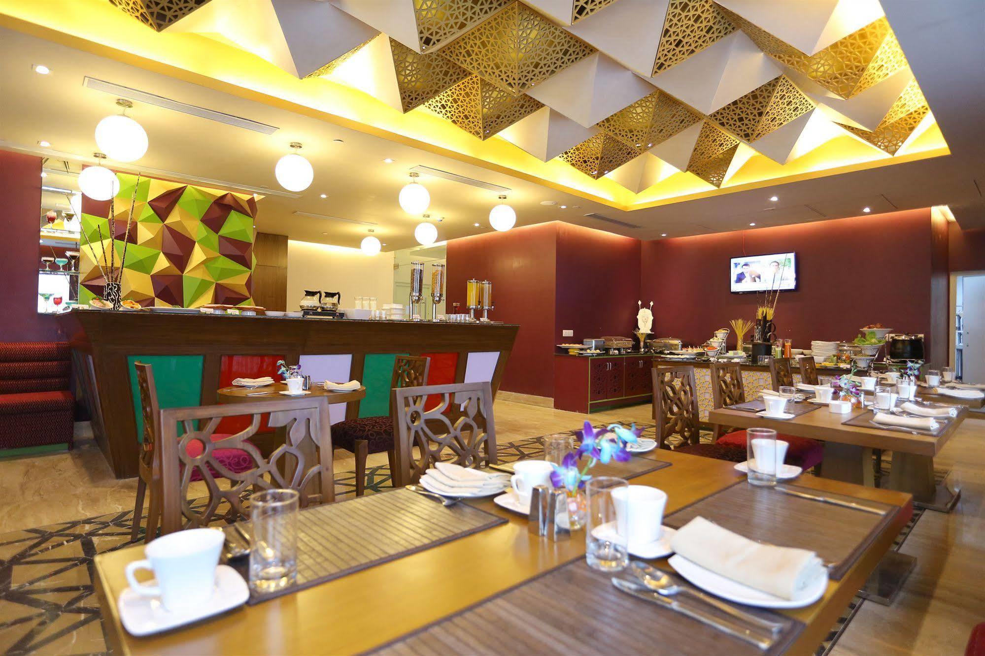 Regenta Orkos By Royal Orchid Limited 3* Kolkata
